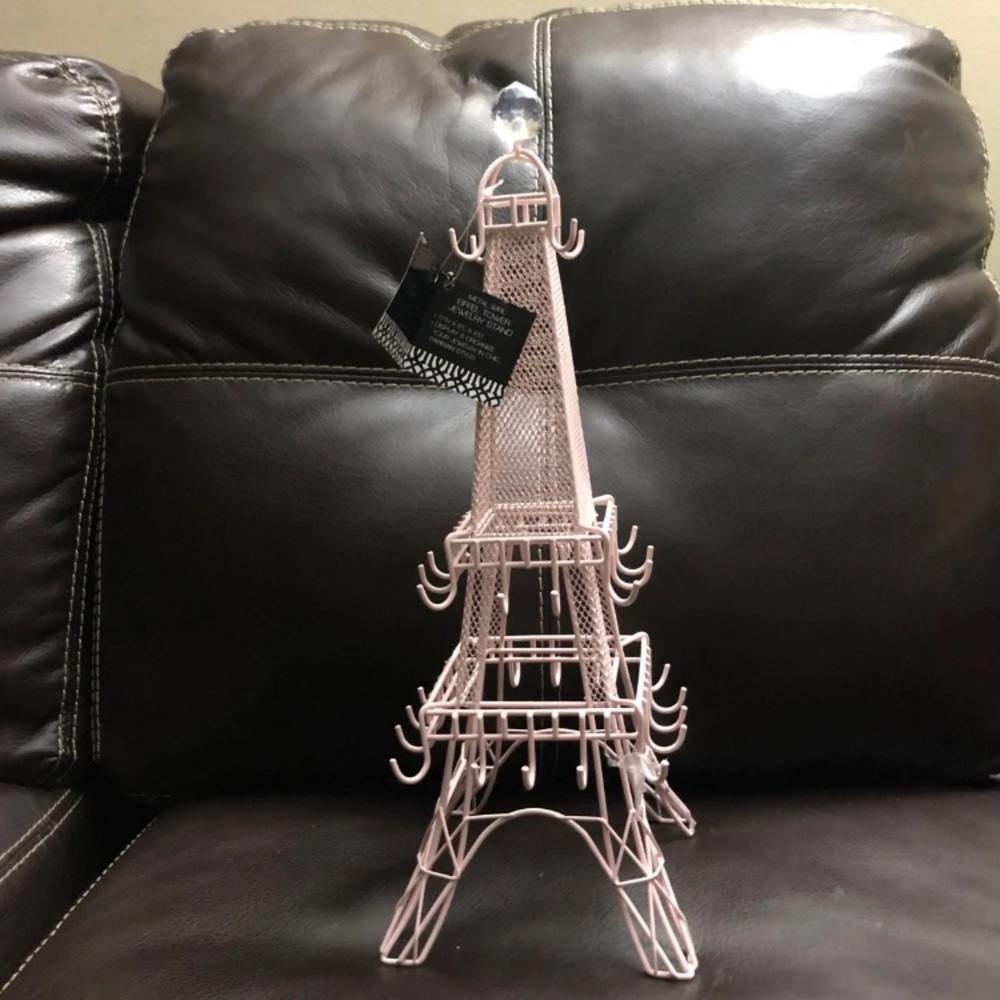 Eliffel Tower Metal Wire Jewelry Stand